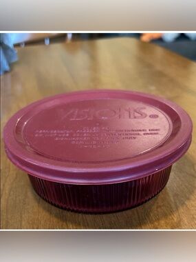 Visions Red Round Plastic Lid & Corning 1 pint bowl